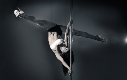 Pole Dancing Acrobatics