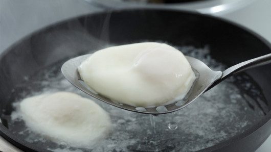 Three Easy Ways to a Perfect Poached Egg. Video Recipe