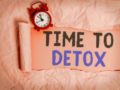 The words "time to detox" are written on the pinky paper